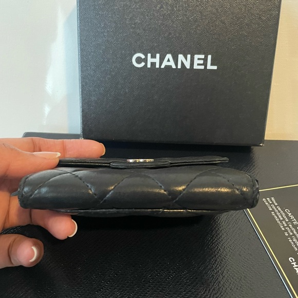 Chanel wallet/card holder - Picture 6 of 13